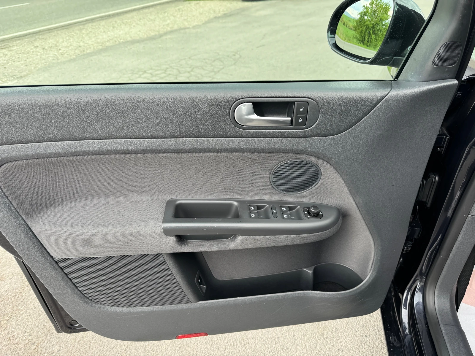 VW Golf Plus 1.9TDi -Bluemotion - изображение 9