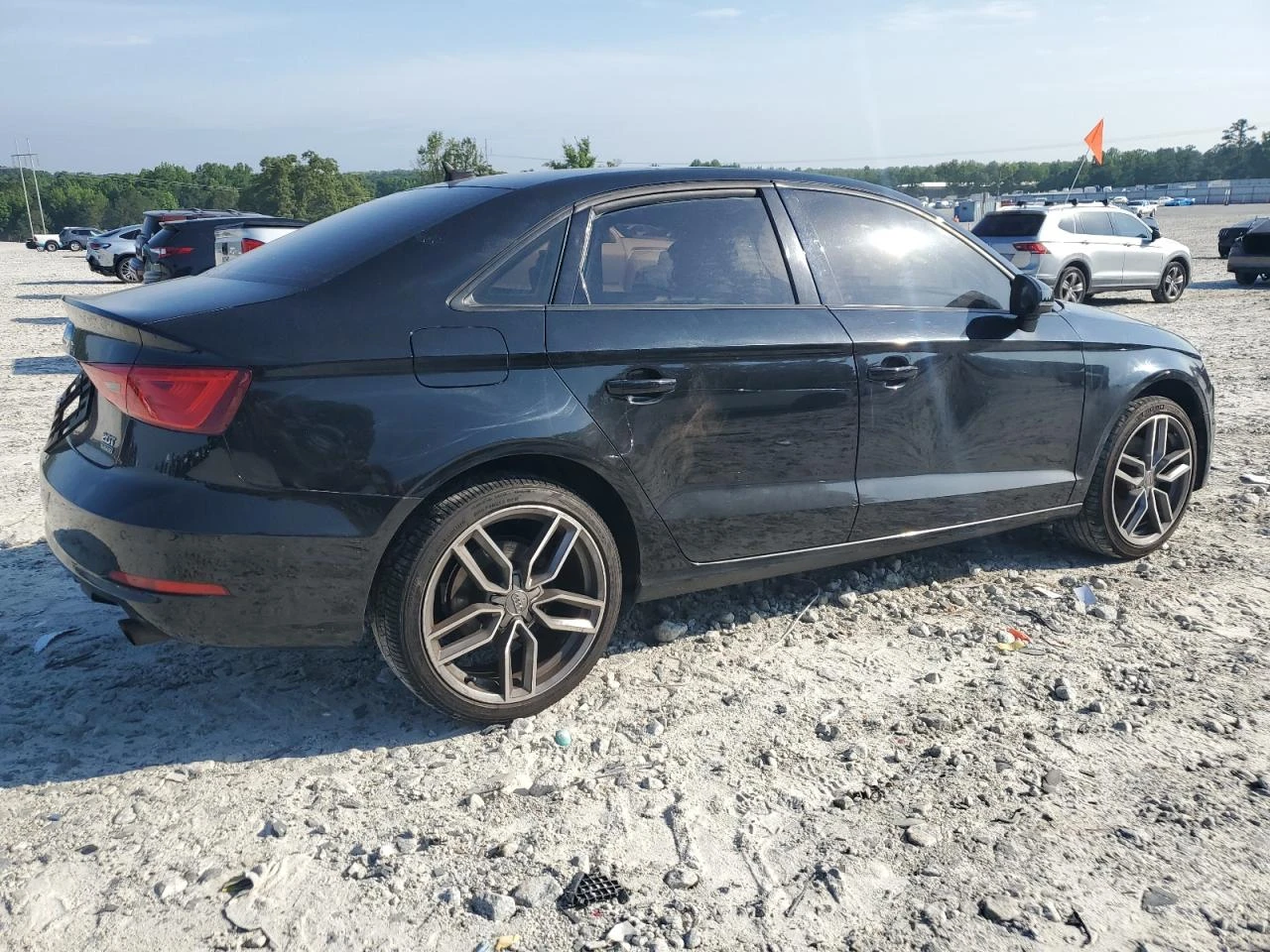 Audi A3 PREMIUM - изображение 3