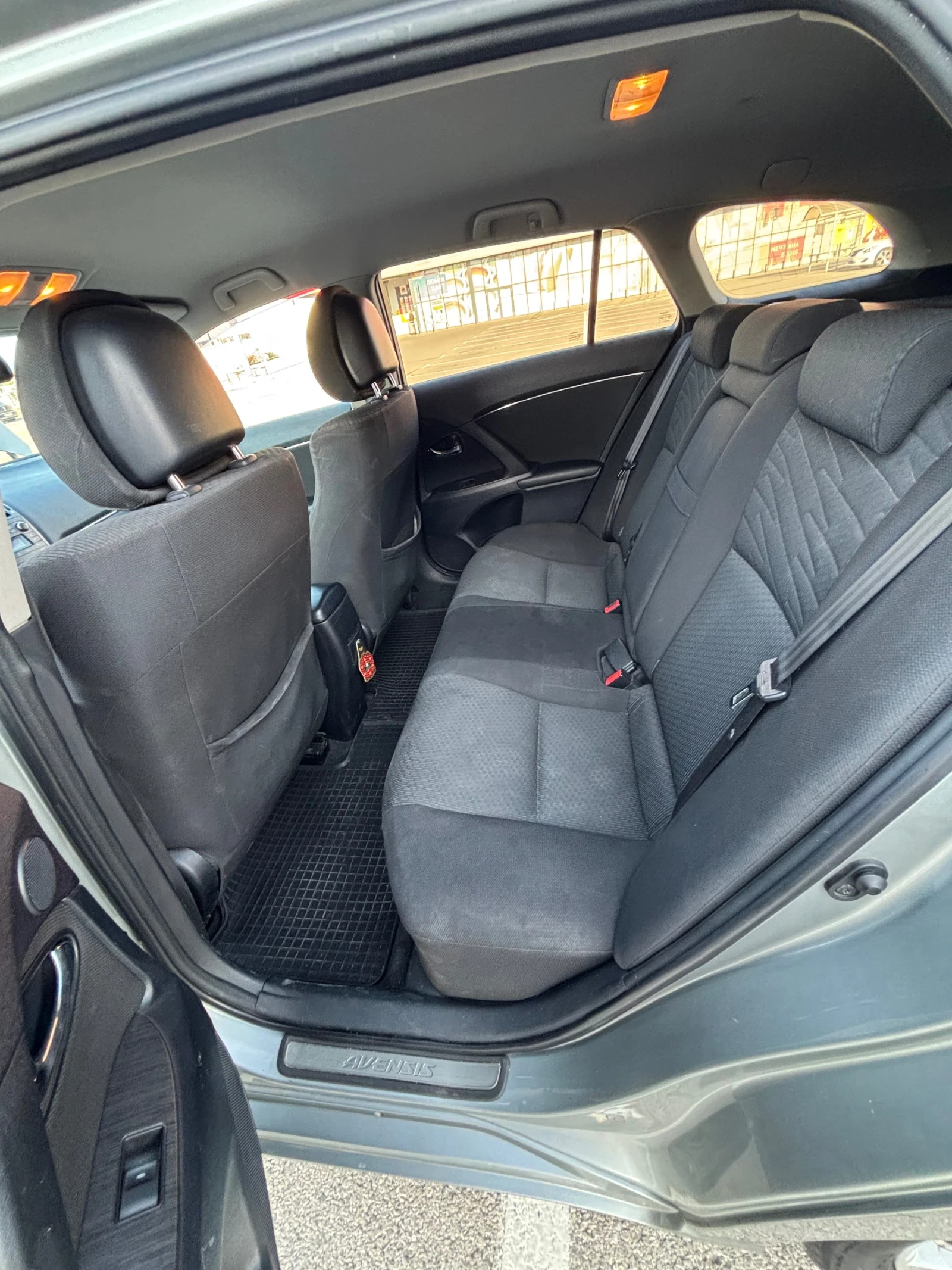 Toyota Avensis  - изображение 7