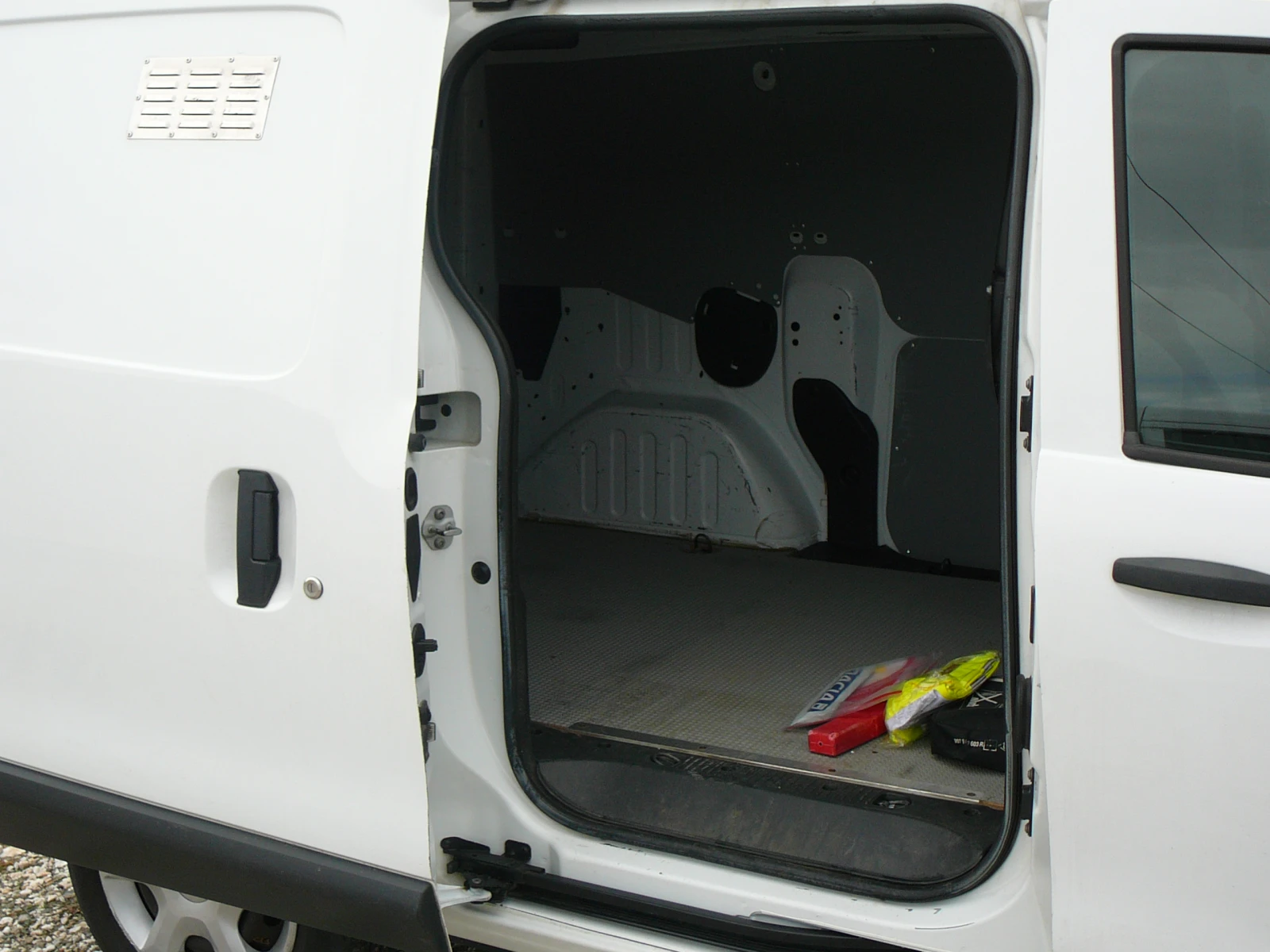 Dacia Dokker 1.6i* газ* клима - изображение 7