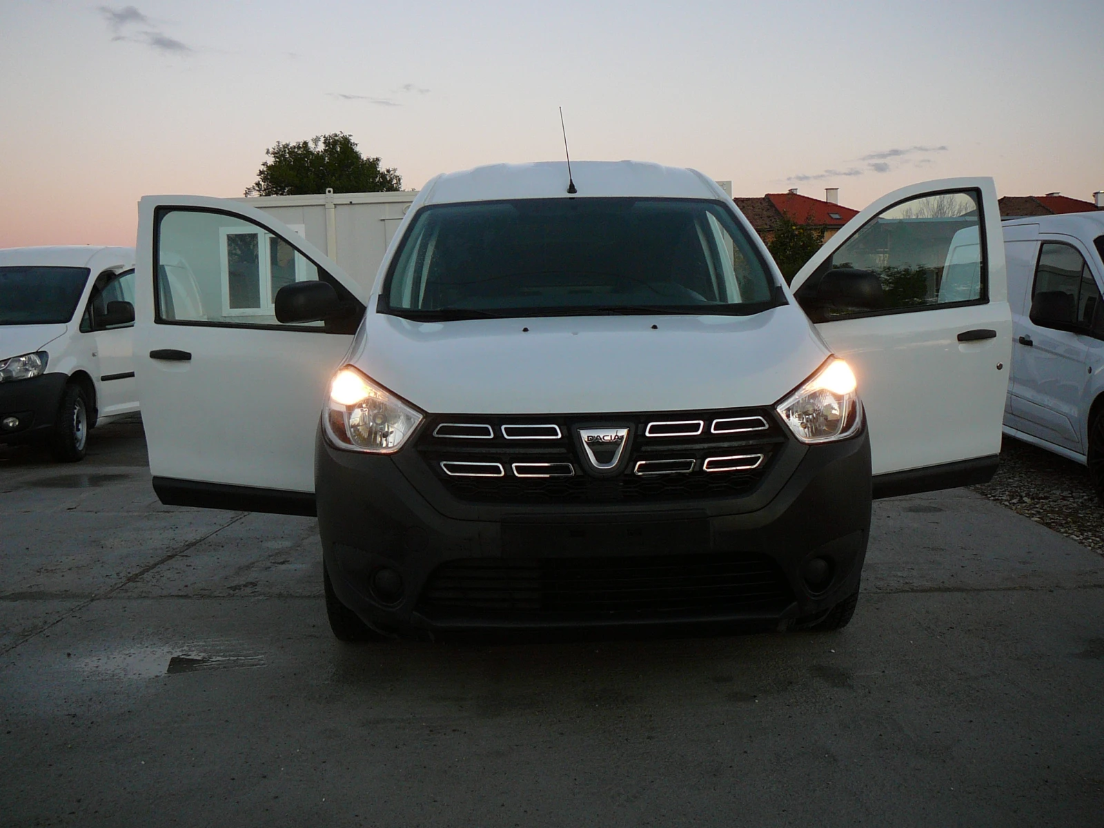 Dacia Dokker 1.6i* газ* клима - изображение 2
