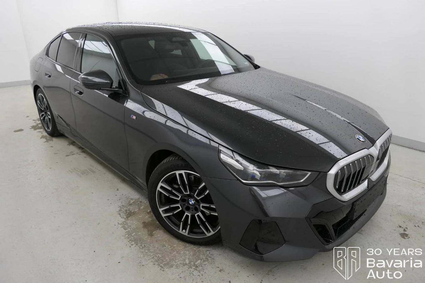 BMW 520 d xDrive M Sport Paket Steptronic - изображение 4