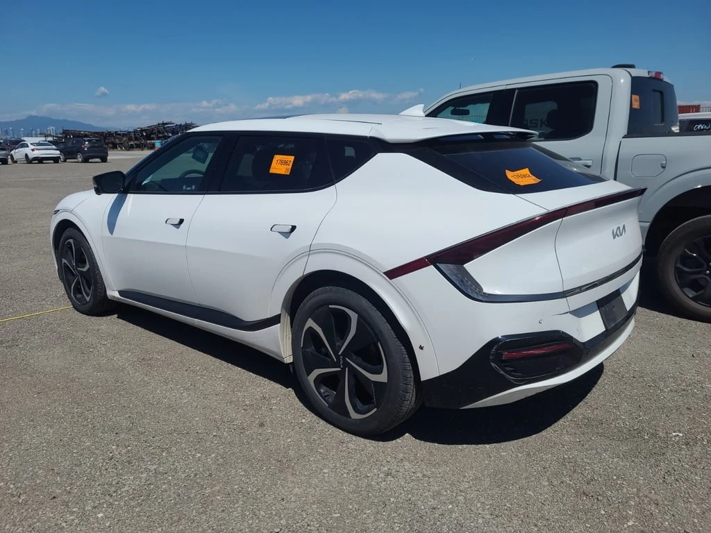 Kia EV6 * LAND GT LINE 2 4D UTILITY AWD * CARFAX * БЕЗ ПЪР - изображение 4