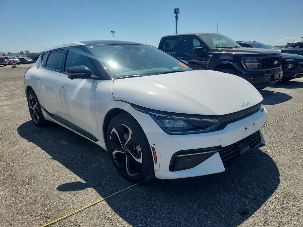 Kia EV6 * LAND GT LINE 2 4D UTILITY AWD * CARFAX * БЕЗ ПЪР - изображение 2