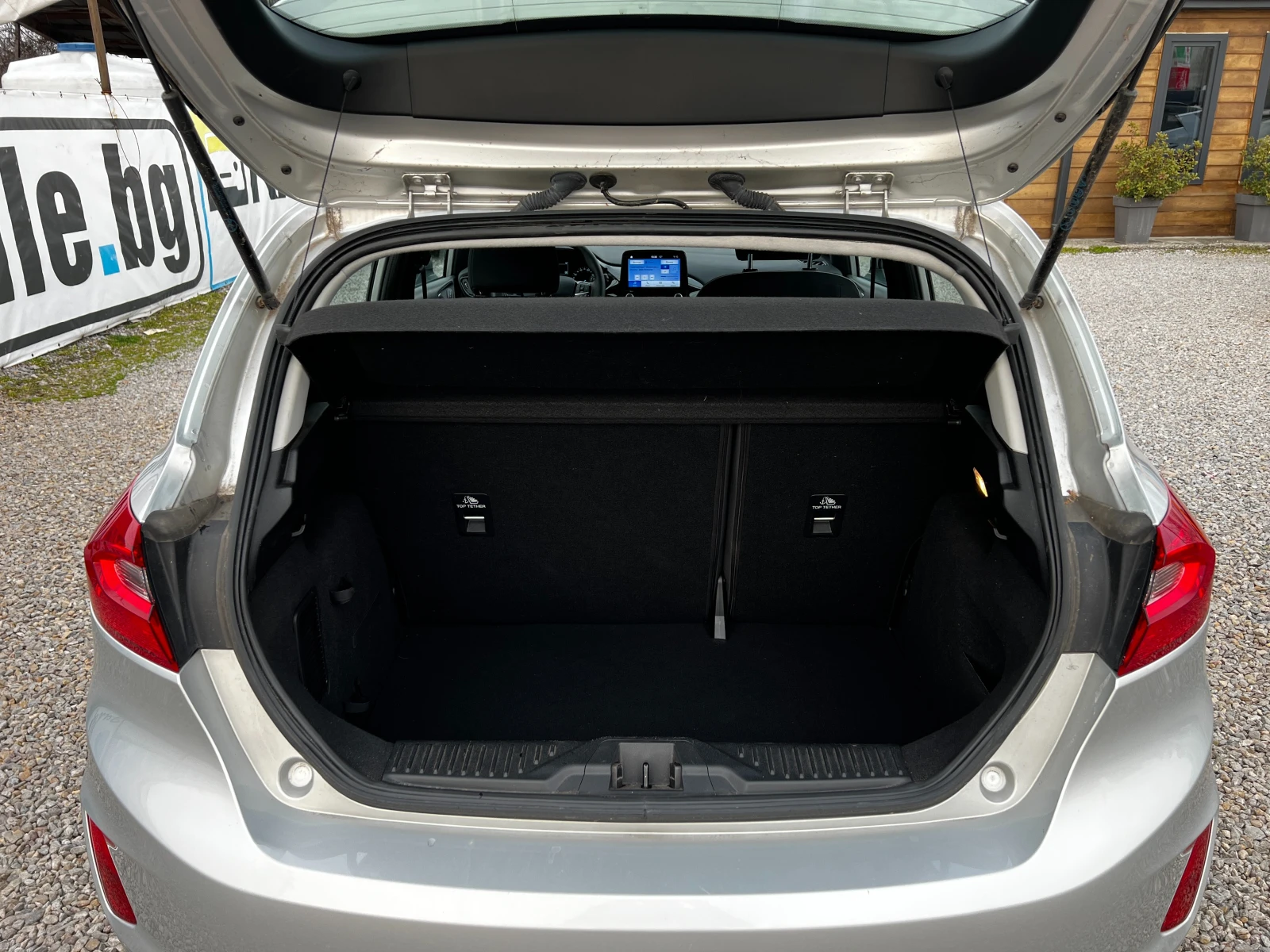 Ford Fiesta 1.1i 25000km. EURO-6D, снимка 11 - Автомобили и джипове - 53712250