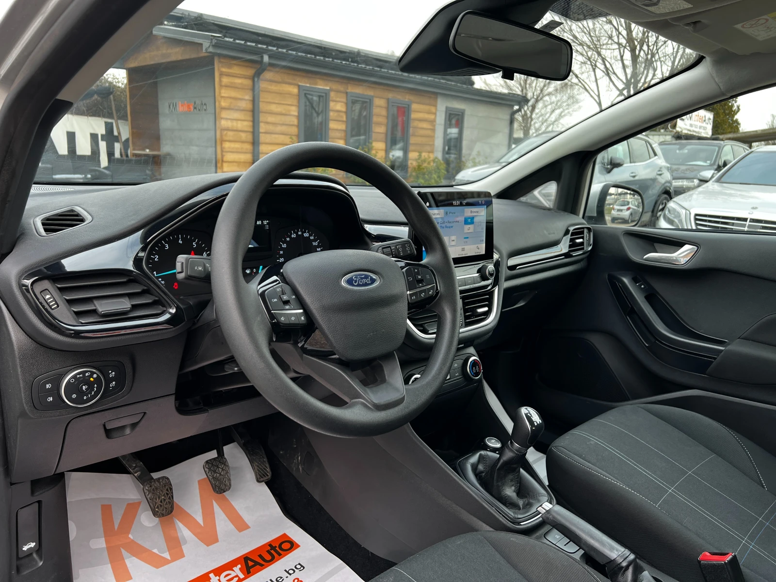 Ford Fiesta 1.1i 25000km. EURO-6D - изображение 7