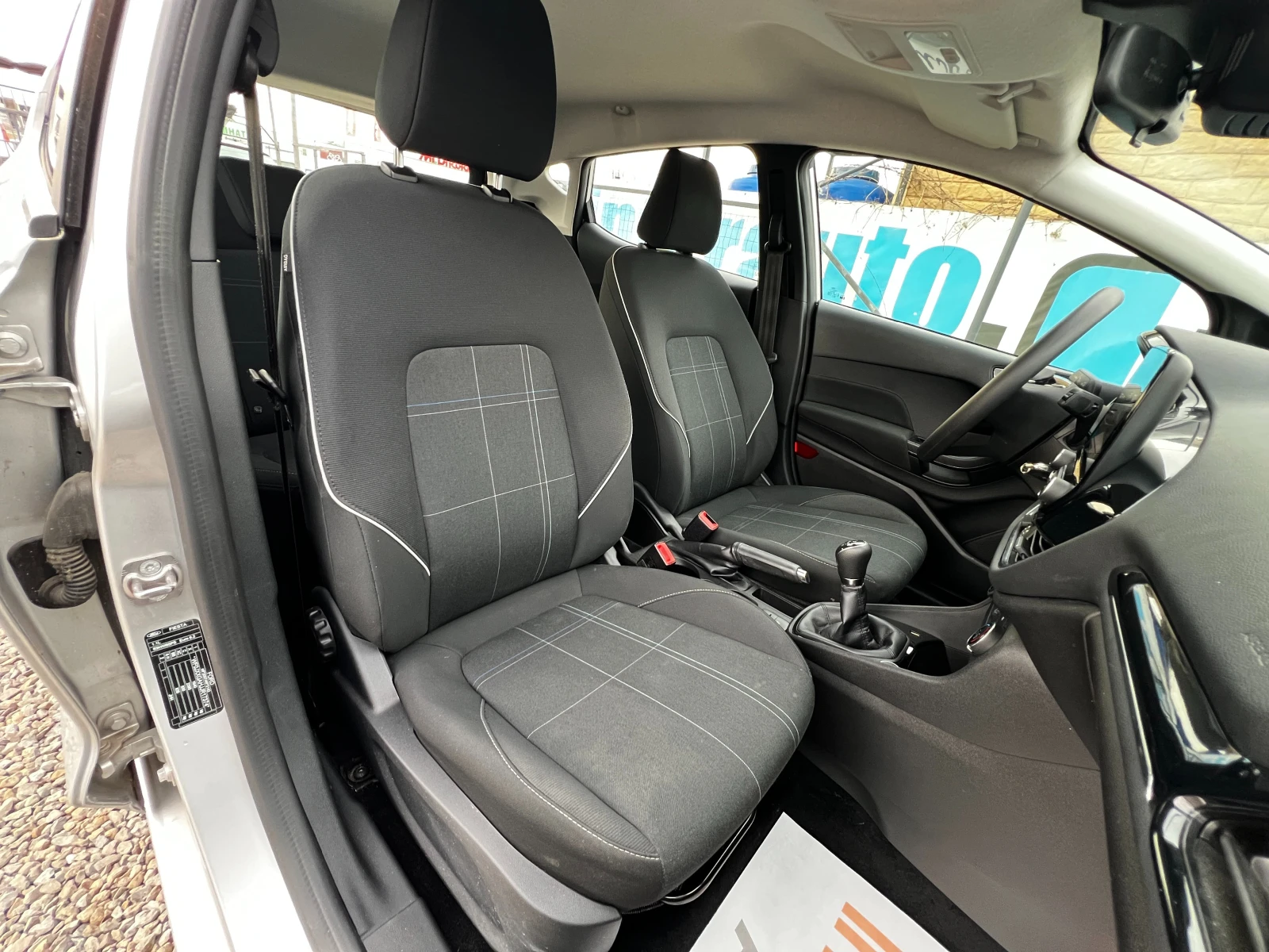 Ford Fiesta 1.1i 25000km. EURO-6D, снимка 17 - Автомобили и джипове - 53712250