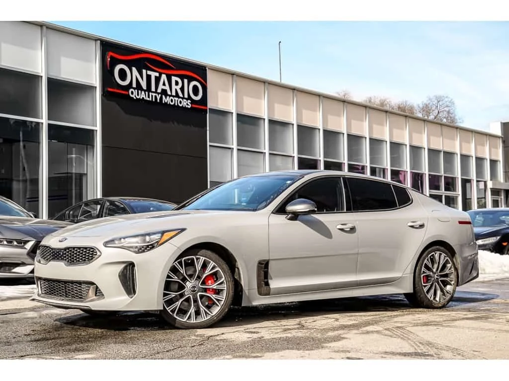 Kia Stinger * GT Limited AWD | HUD | RED INT | SUNROOF | CAM *