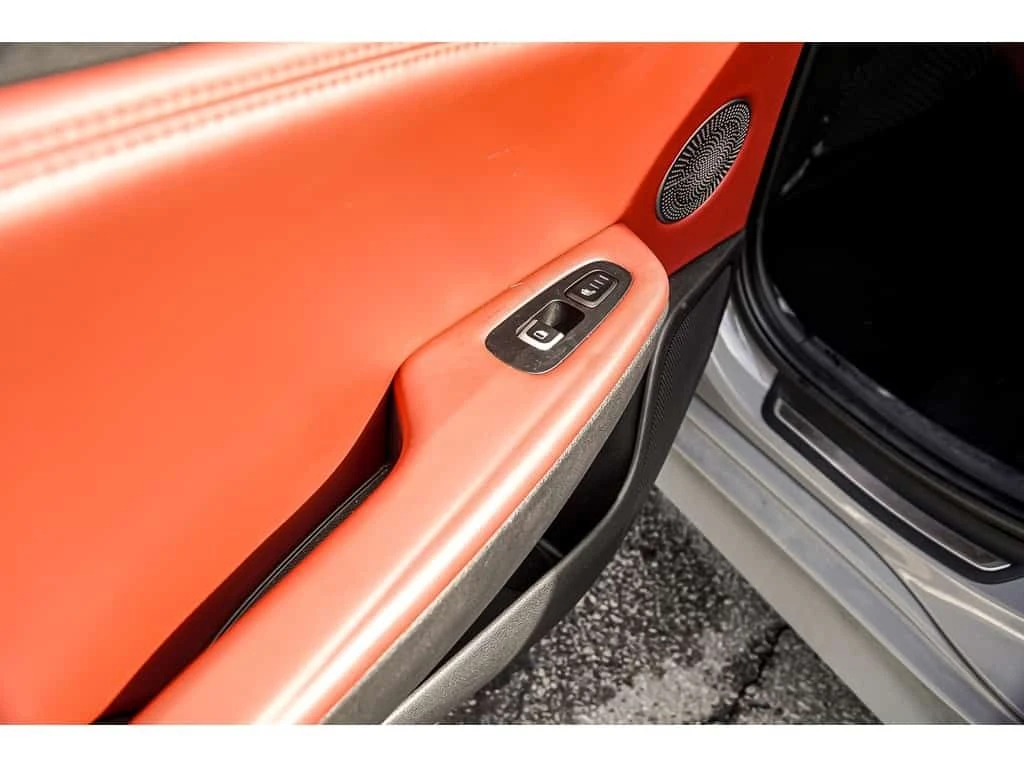 Kia Stinger * GT Limited AWD | HUD | RED INT | SUNROOF | CAM *, снимка 14 - Автомобили и джипове - 53749988