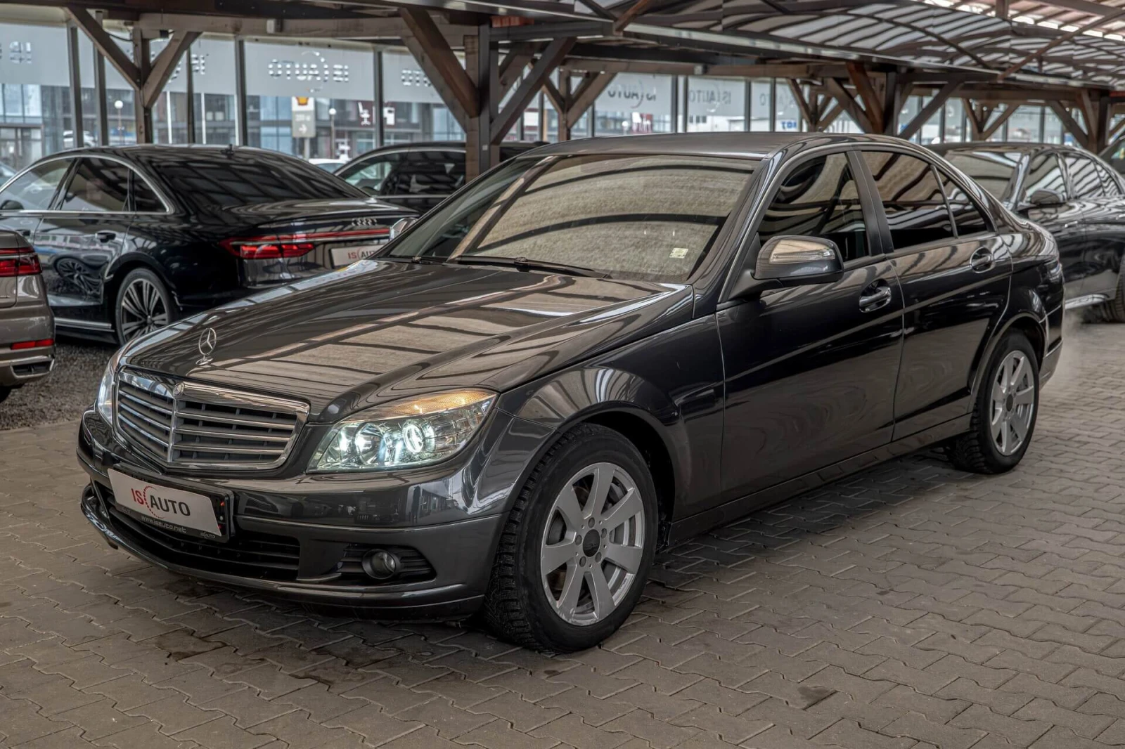 Mercedes-Benz C 200 5G-Tronic/Xenon/Bluetooth/Tempomat/Климатроник, снимка 3 - Автомобили и джипове - 53947048
