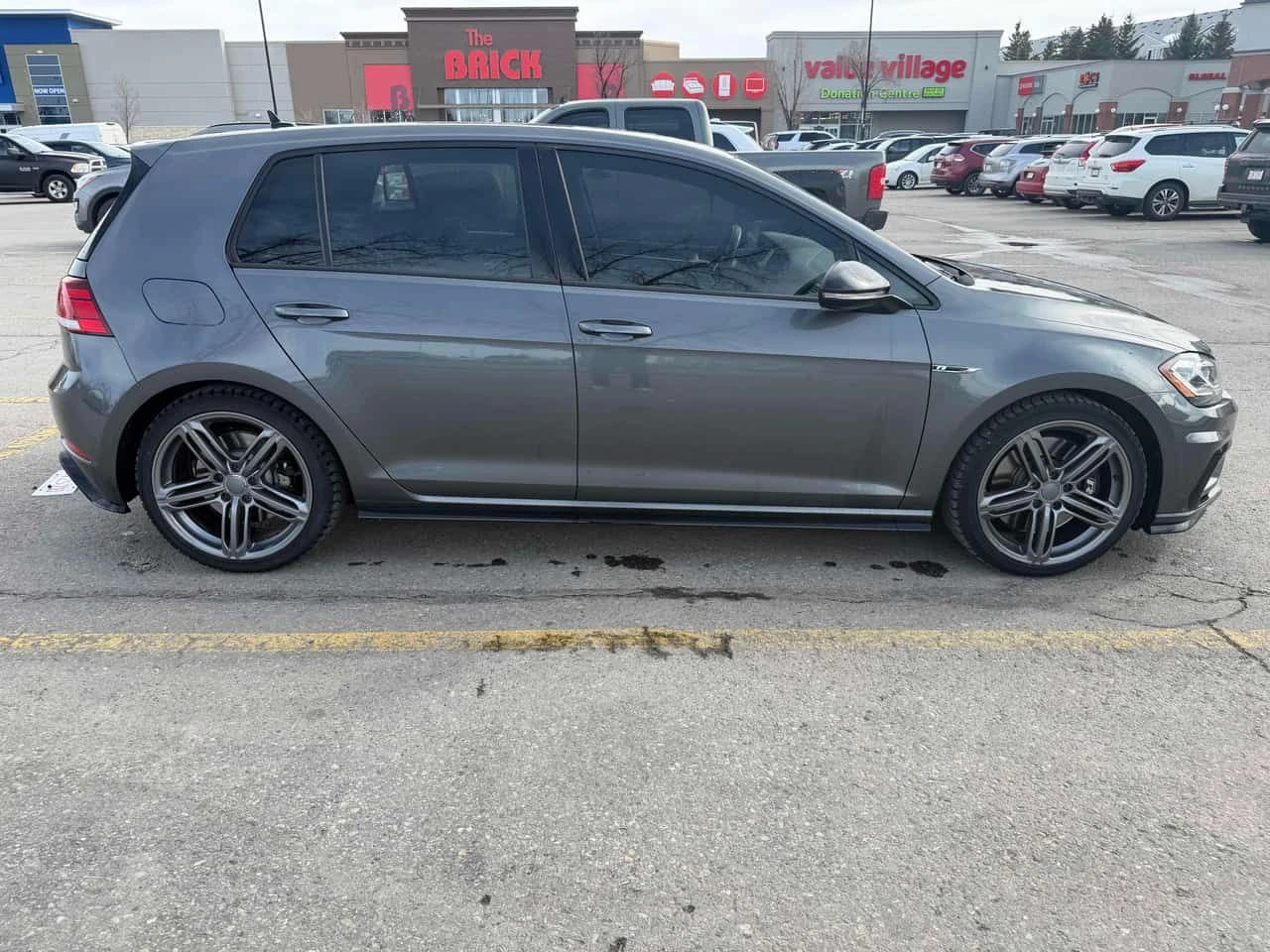 VW Golf R 5 door DSG * ПОДГРЕВИ * 2 КЛЮЧА * KEYLESS * , снимка 3 - Автомобили и джипове - 54254724