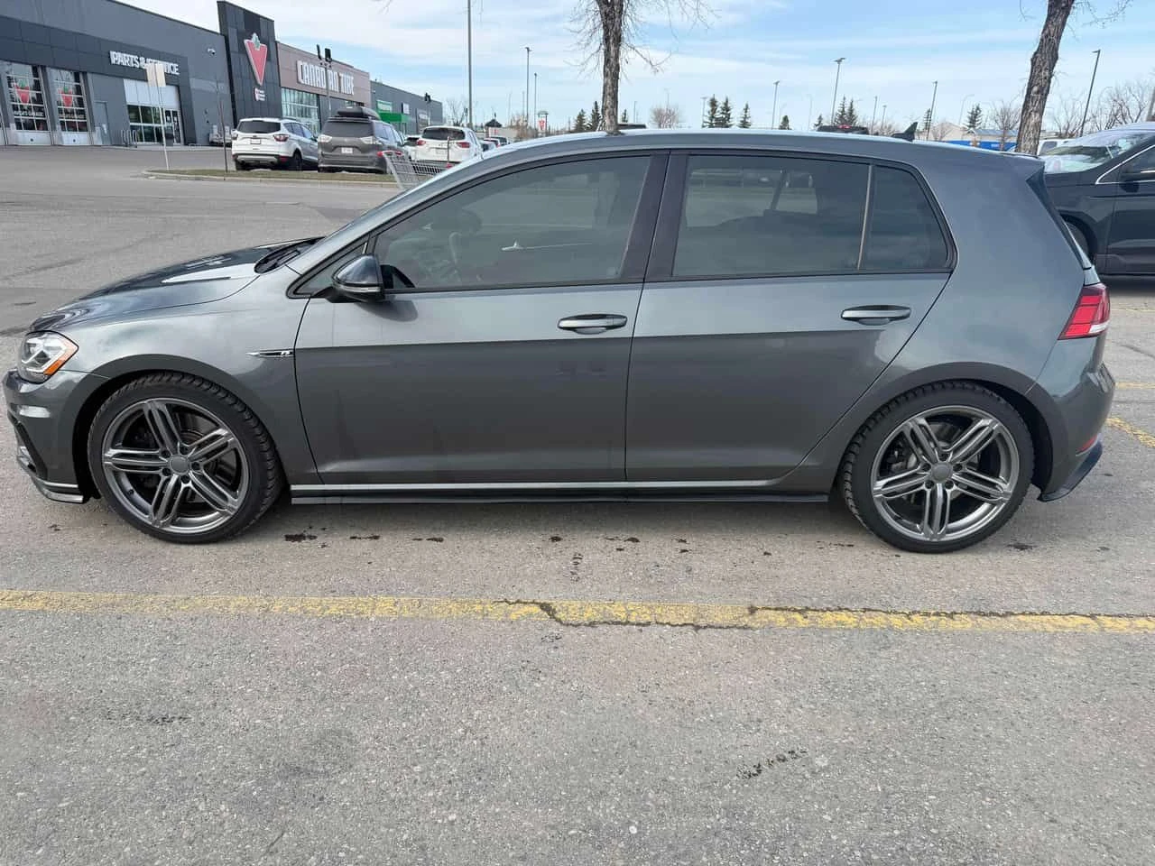 VW Golf R 5 door DSG * ПОДГРЕВИ * 2 КЛЮЧА * KEYLESS * , снимка 2 - Автомобили и джипове - 54254724