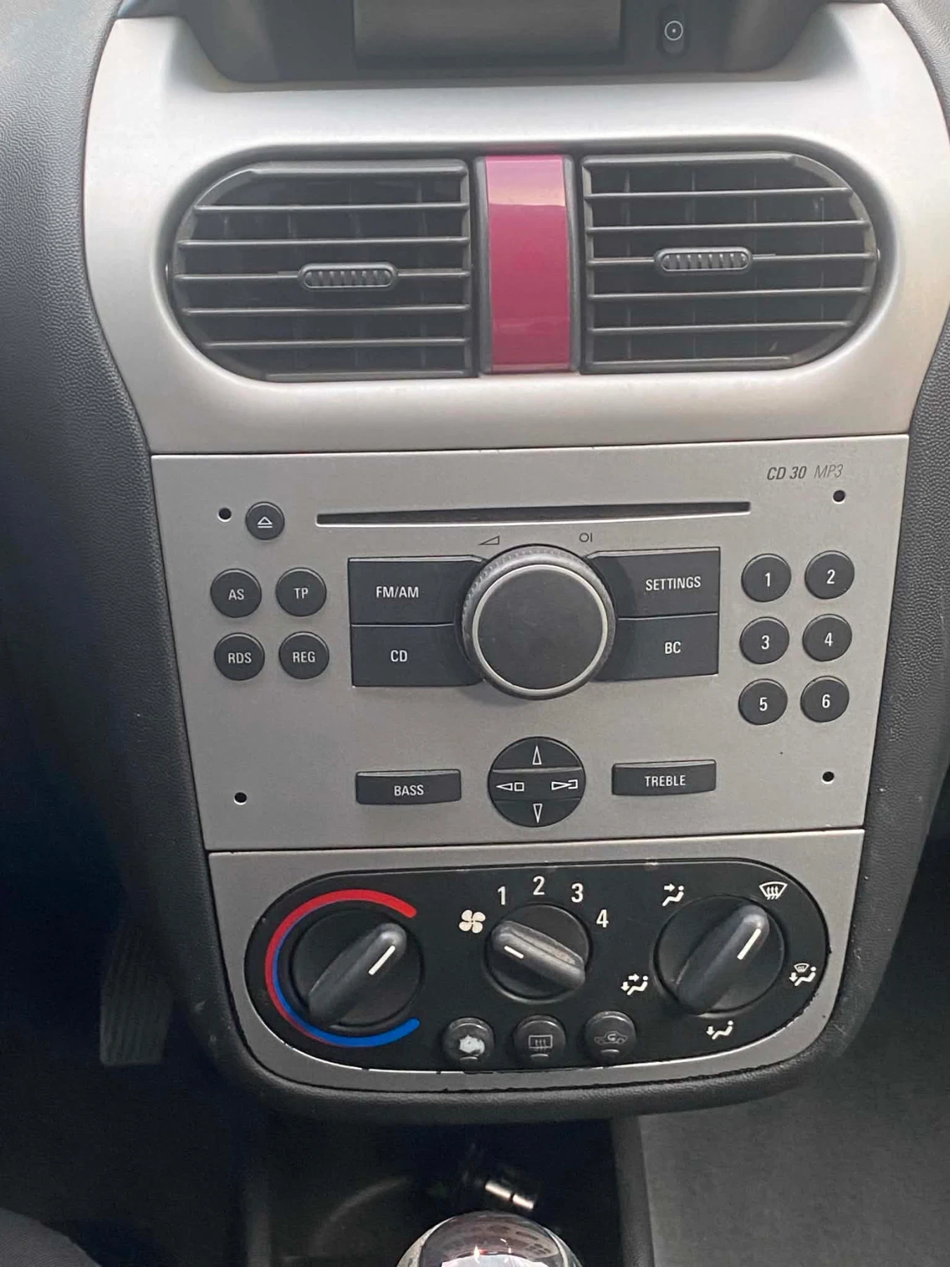 Opel Corsa, снимка 9 - Автомобили и джипове - 54592786