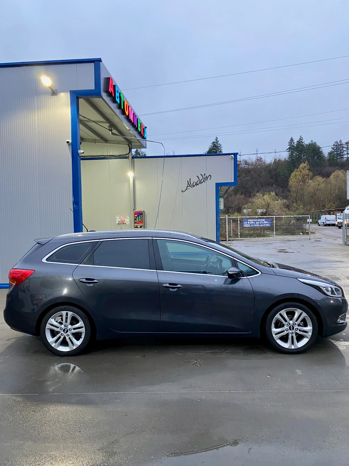 Kia Ceed 1.6 GDi , снимка 5 - Автомобили и джипове - 54956497