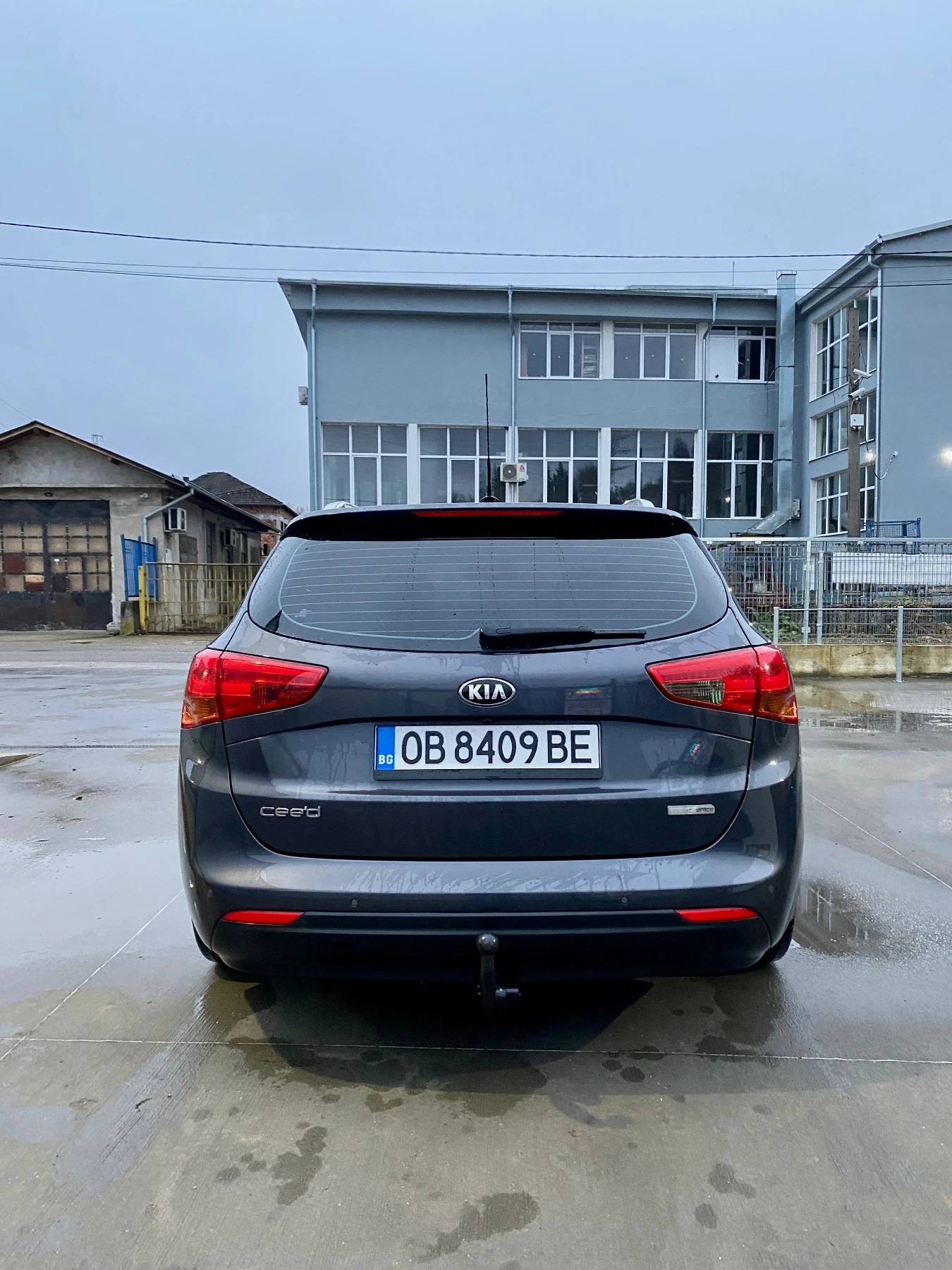 Kia Ceed 1.6 GDi , снимка 8 - Автомобили и джипове - 54956497