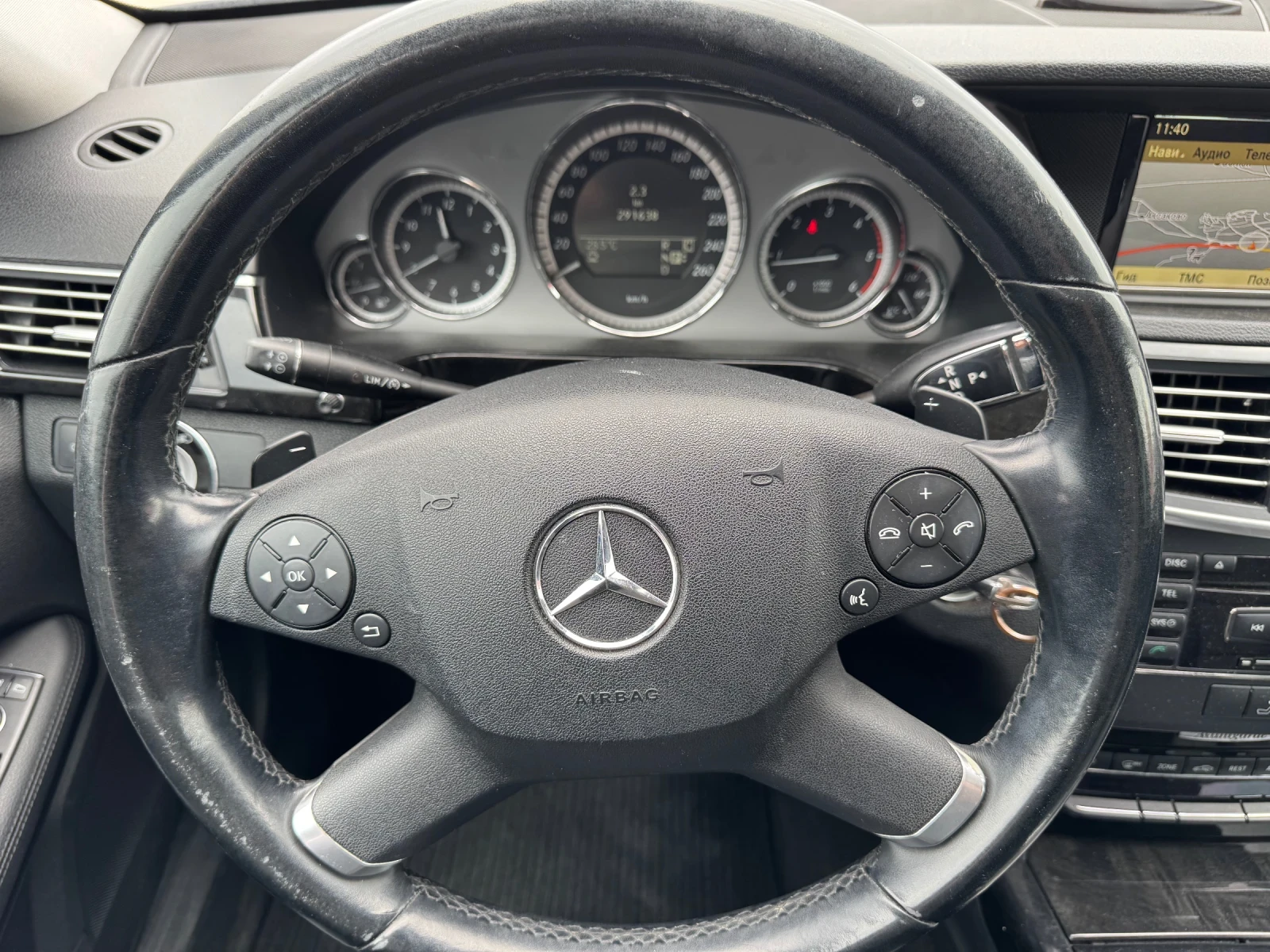 Mercedes-Benz E 350 3.0 CDI AVANGARD, снимка 14 - Автомобили и джипове - 55374229