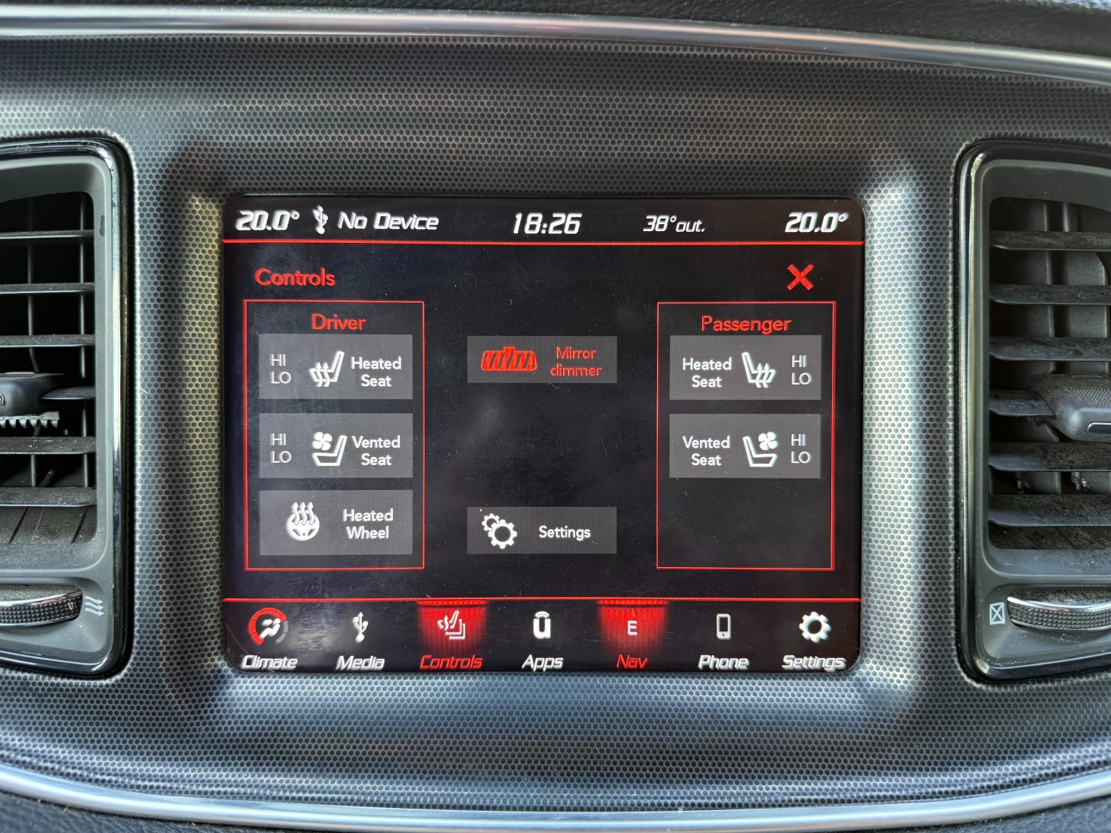 Dodge Challenger SXT, снимка 12 - Автомобили и джипове - 55587222