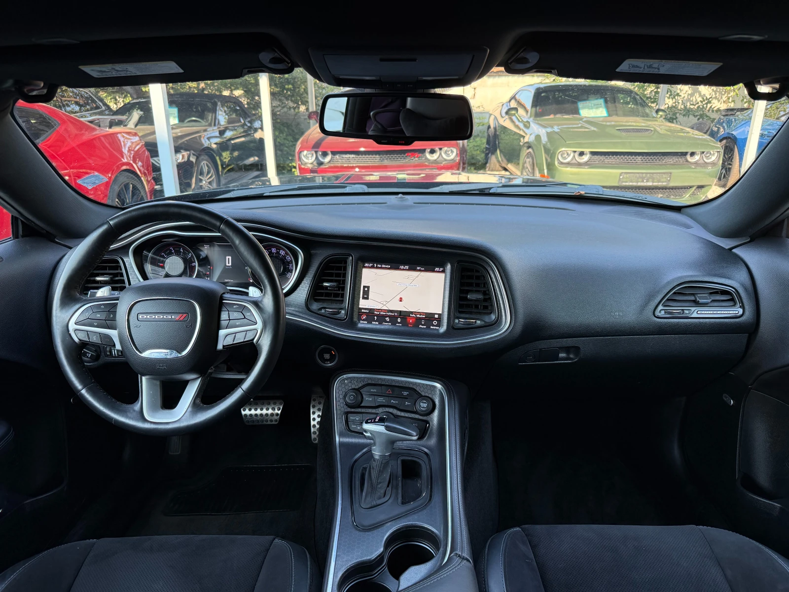 Dodge Challenger SXT, снимка 10 - Автомобили и джипове - 55587222