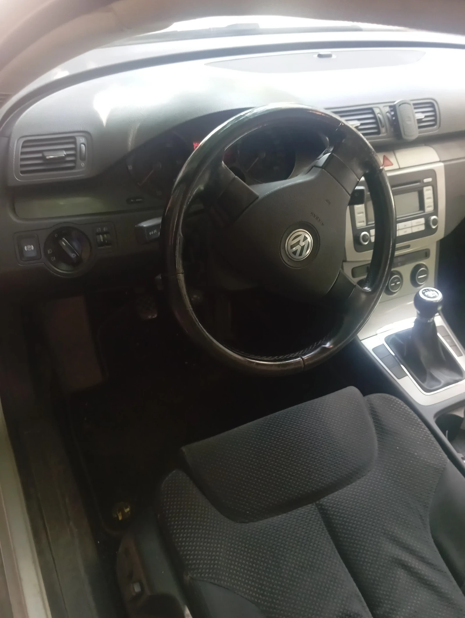 VW Passat, снимка 5 - Автомобили и джипове - 55884237