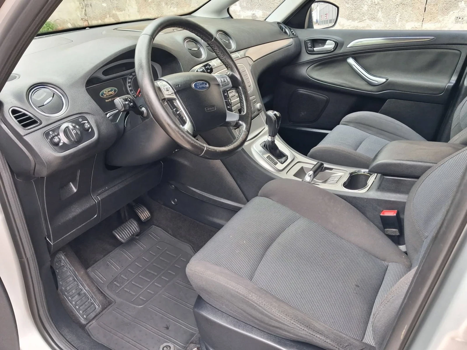 Ford S-Max 2.0 TDCi 130 Automatic , снимка 7 - Автомобили и джипове - 56370689