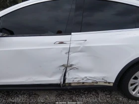 Tesla Model X 75D AWD, снимка 9