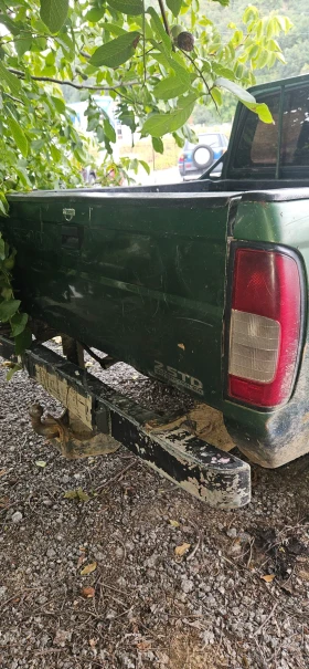 Nissan Navara | Mobile.bg    7