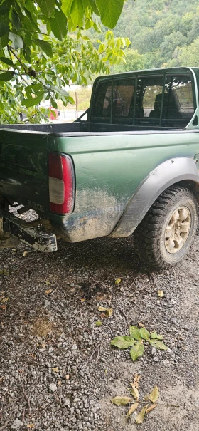  Nissan Navara