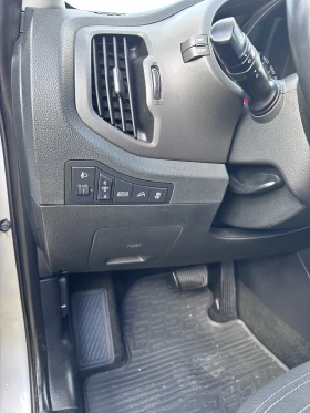 Kia Sportage - 9900 € / 19362.72 лв. - 85406429 6