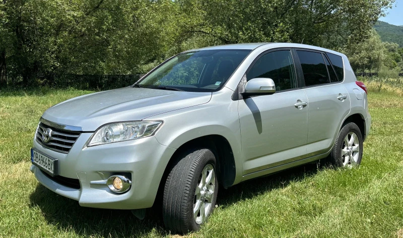 Toyota Rav4 2.0i 158 к.с Facelift 6 скорости газ-бензин , снимка 3 - Автомобили и джипове - 47032284