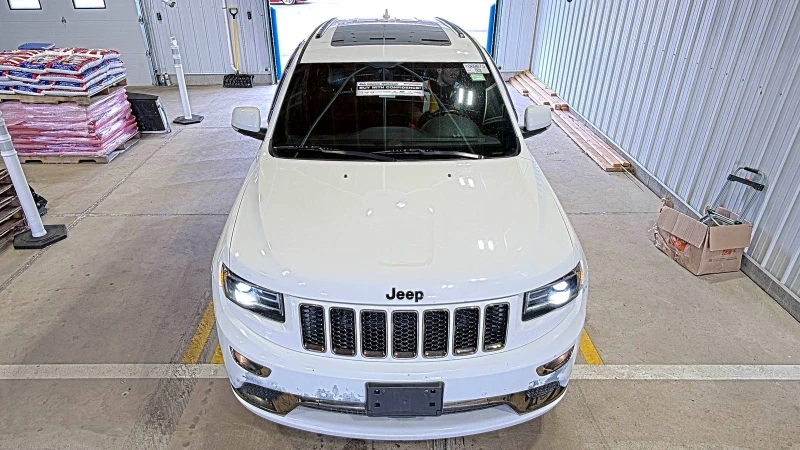 Jeep Grand cherokee High Altitude* 8ZF* AWD* Distronic* Обдух* Подгрев, снимка 2 - Автомобили и джипове - 49431153