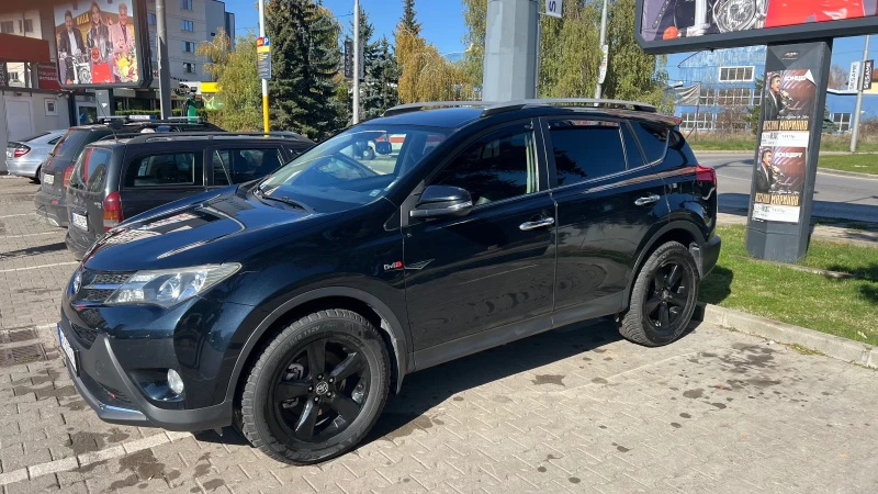 Toyota Rav4 2.0 D4D, снимка 3 - Автомобили и джипове - 52254468