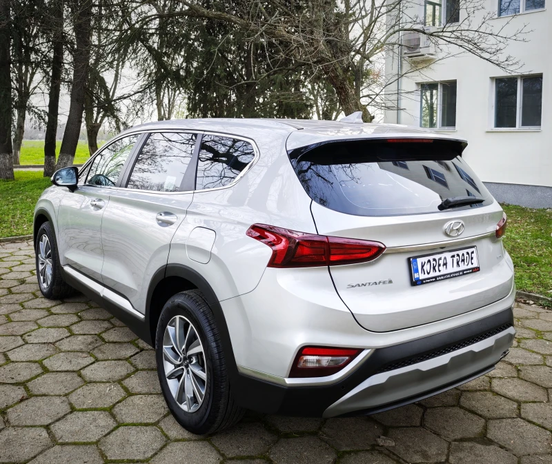 Hyundai Santa fe 2.0 CRDI 4x4 - 7 МЕСТА !, снимка 6 - Автомобили и джипове - 52671580
