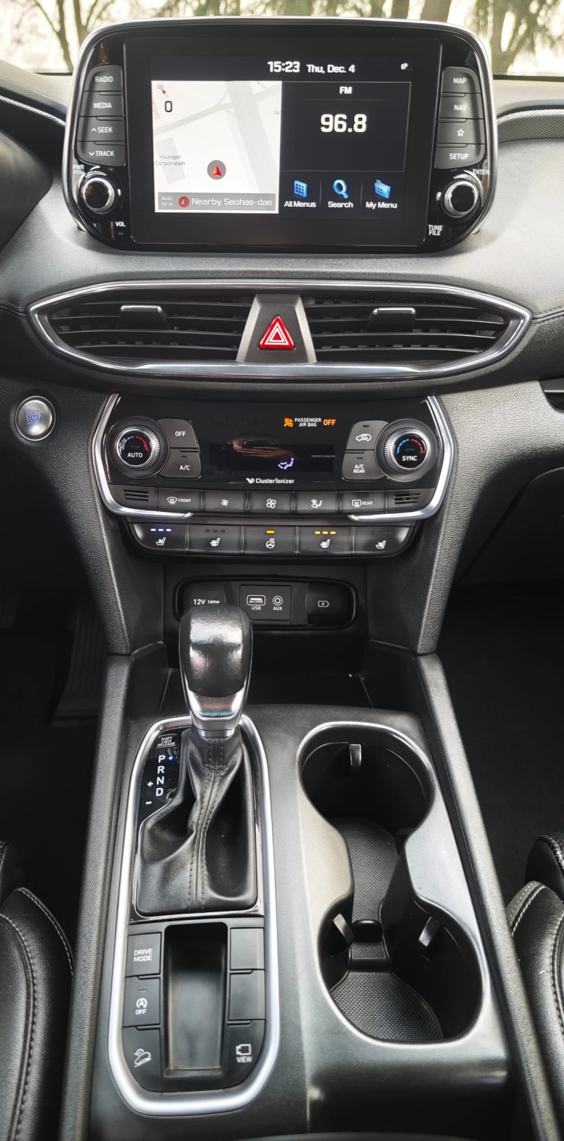 Hyundai Santa fe 2.0 CRDI 4x4 - 7 МЕСТА !, снимка 15 - Автомобили и джипове - 52671580