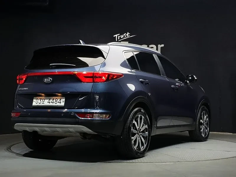 Kia Sportage 4Th Generation Diesel 2.0 2Wd Prestige, снимка 2 - Автомобили и джипове - 56016424