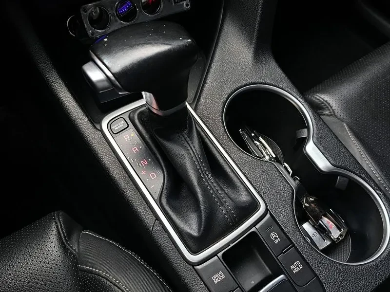 Kia Sportage 4Th Generation Diesel 2.0 2Wd Prestige, снимка 9 - Автомобили и джипове - 56016424