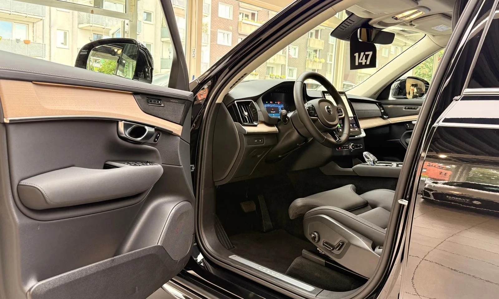 Volvo Xc90 T8 AWD Plus, снимка 5 - Автомобили и джипове - 41980713