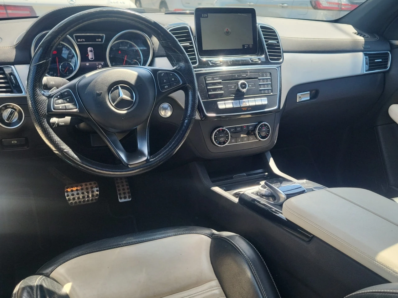 Mercedes-Benz GLE 43 AMG * CARFAX * АВТО КРЕДИТ * ЦЕНА ДО БГ! - изображение 6