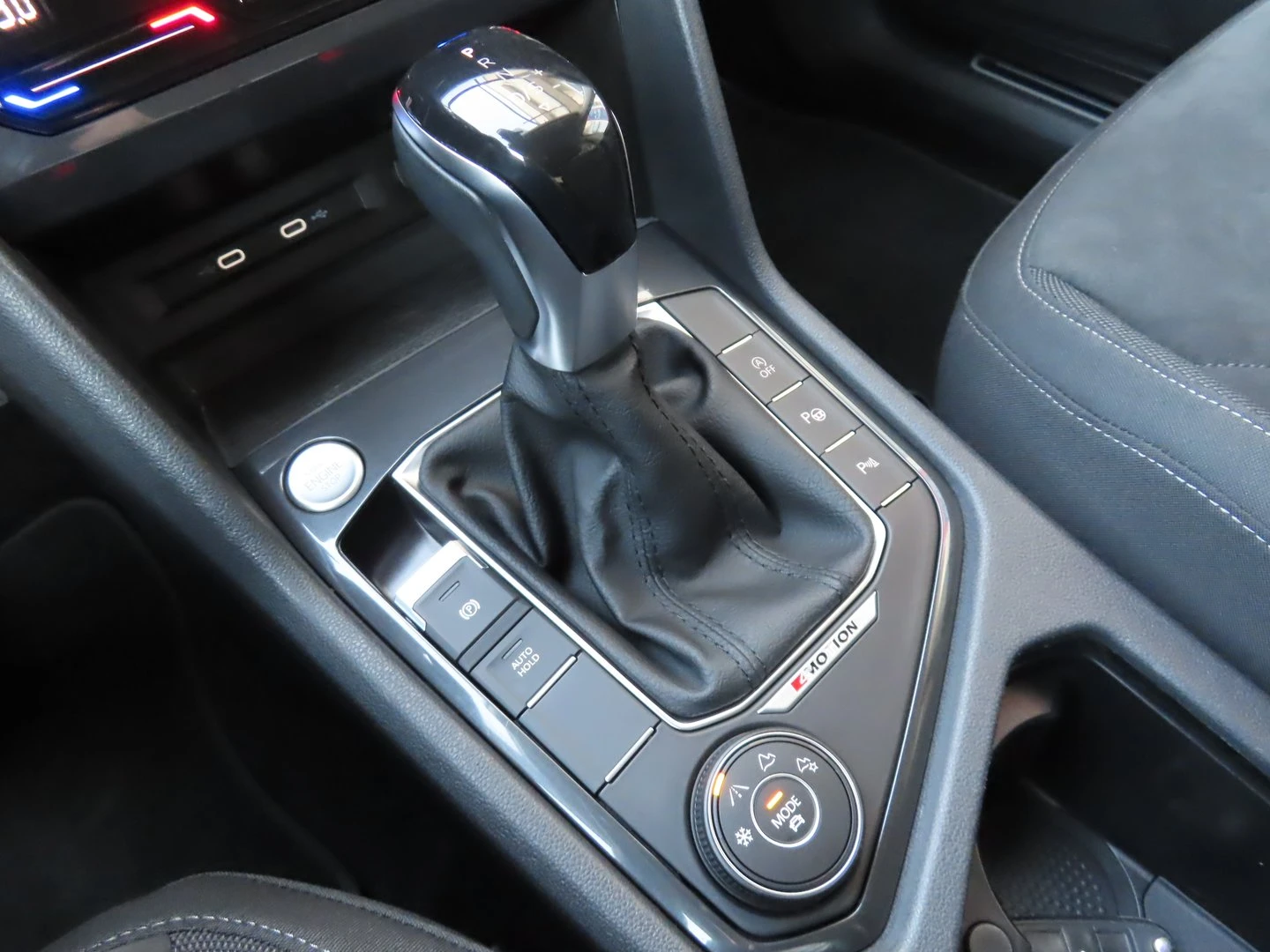 VW Tiguan LWB PA Elegance 2.0TDI 4MOT DSG | Mobile.bg � ����������� 14