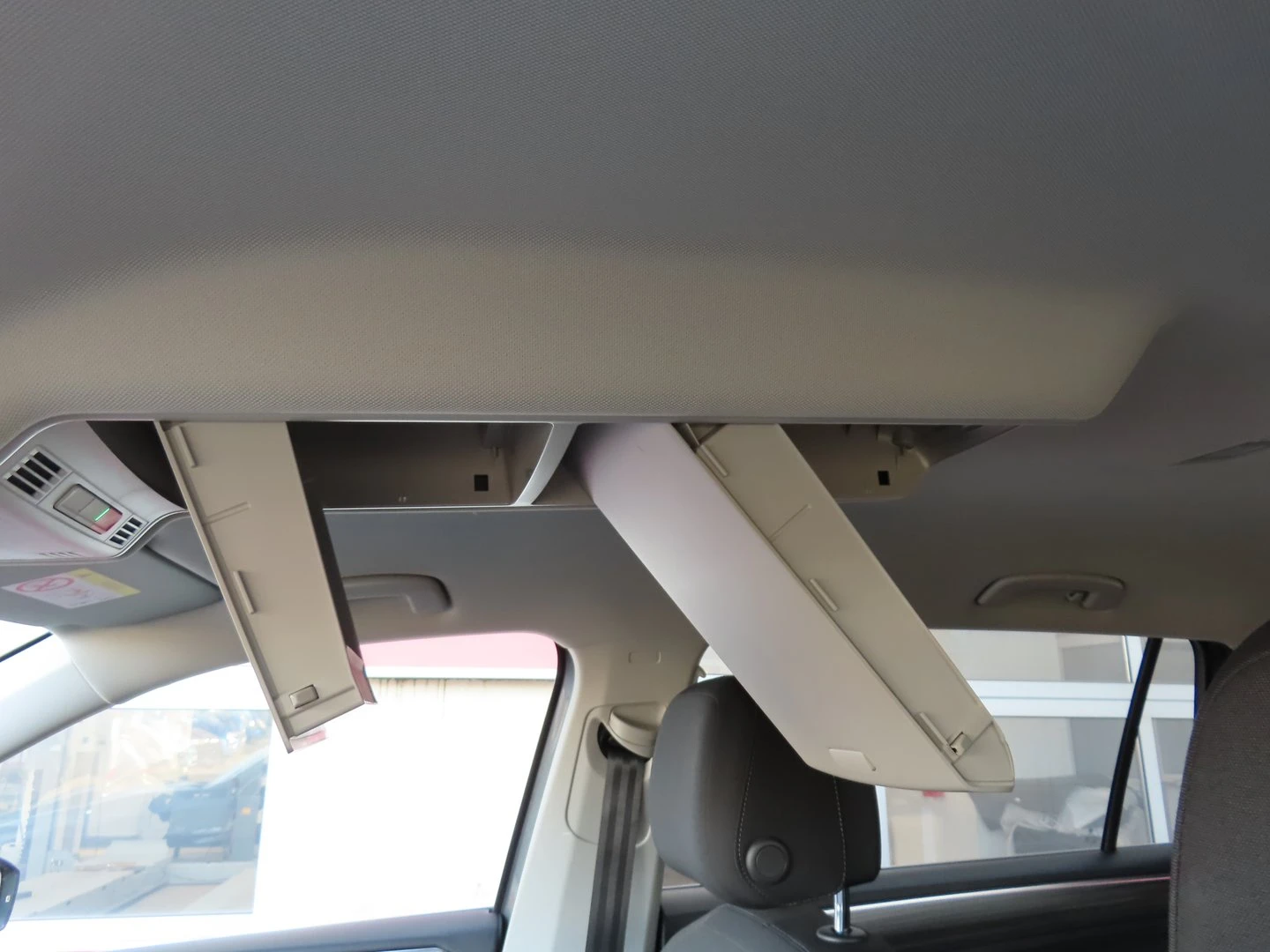 VW Tiguan LWB PA Elegance 2.0TDI 4MOT DSG | Mobile.bg � ����������� 11