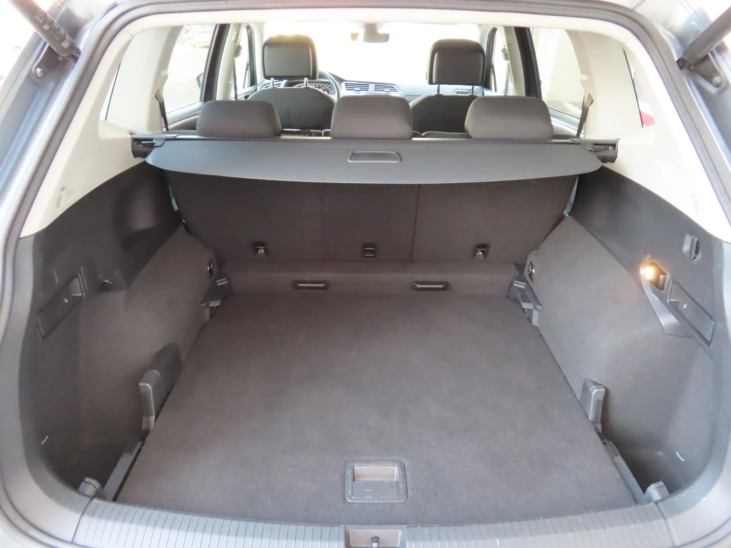 VW Tiguan LWB PA Elegance 2.0TDI 4MOT DSG | Mobile.bg � ����������� 4