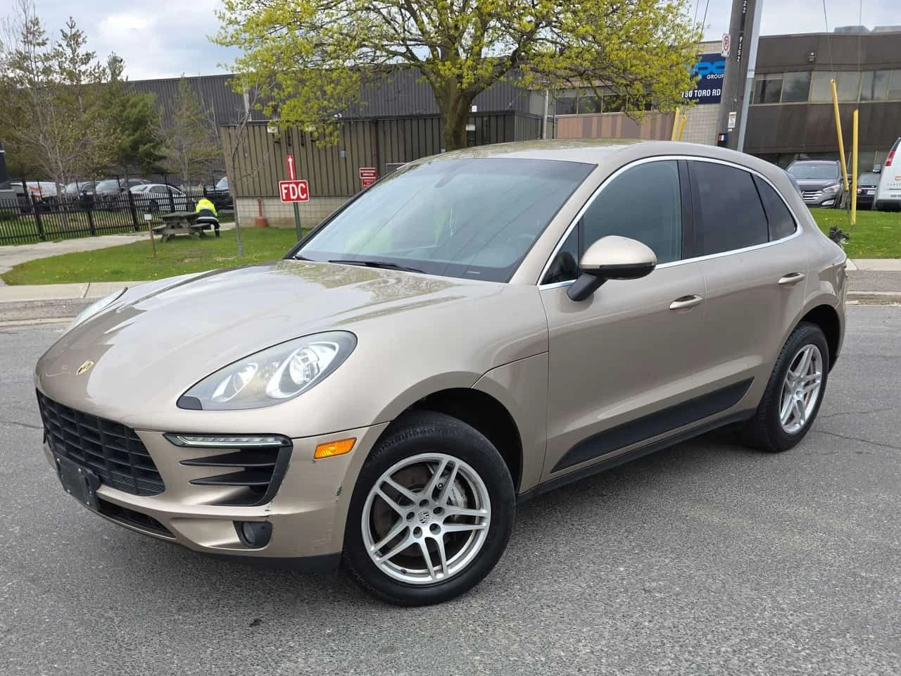 Porsche Macan  | S | premium package | CARFAX 