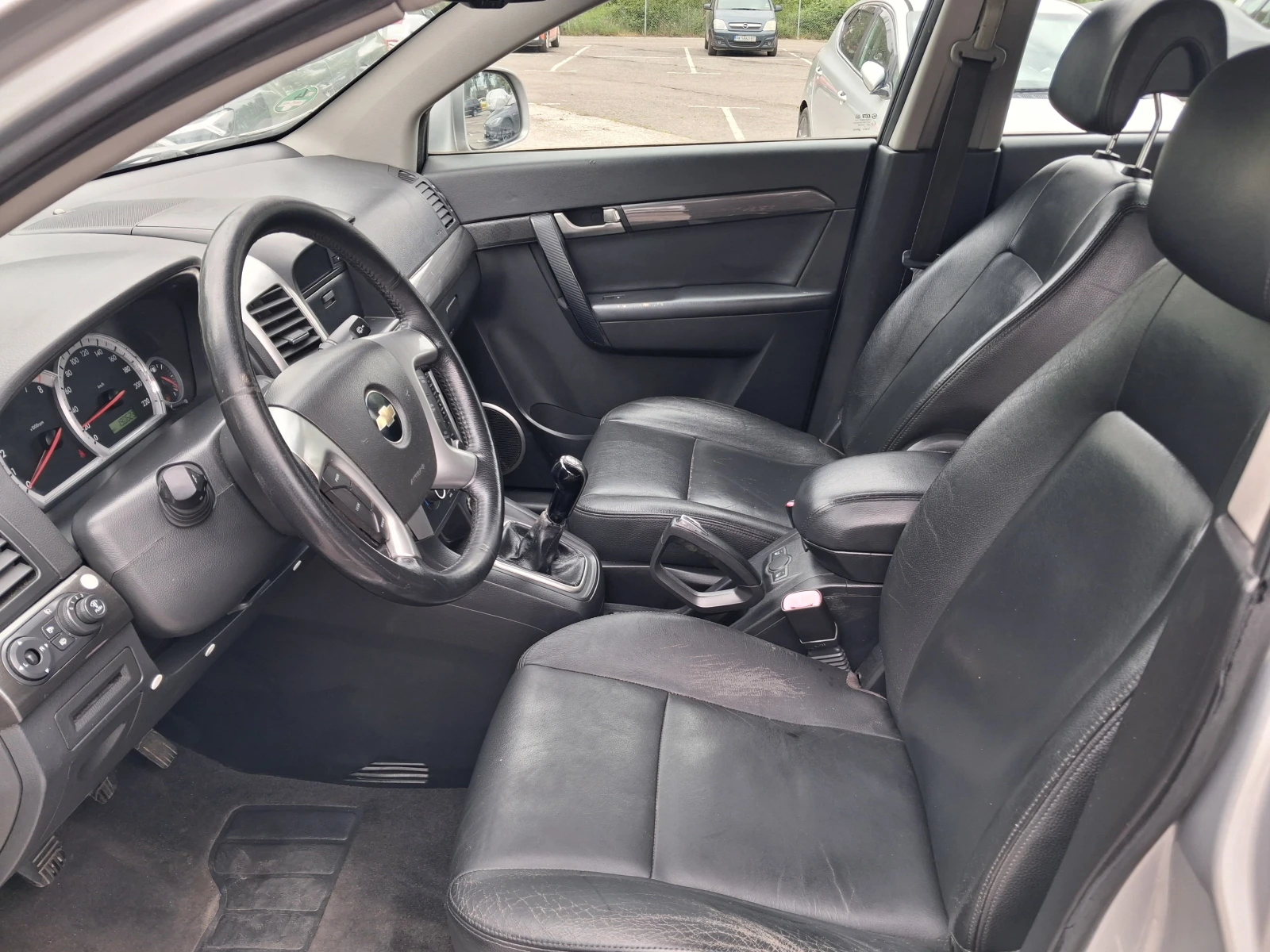 Chevrolet Captiva 2 4I* 4×4* 7местен* ХОЛАНДИЯ, снимка 8 - Автомобили и джипове - 54544817