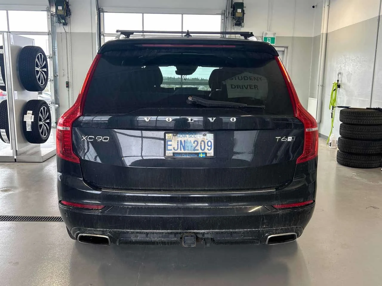 Volvo Xc90 * R Design * 360 * ПОДГРЕВ * АВТОКРЕДИТ, снимка 4 - Автомобили и джипове - 54744434