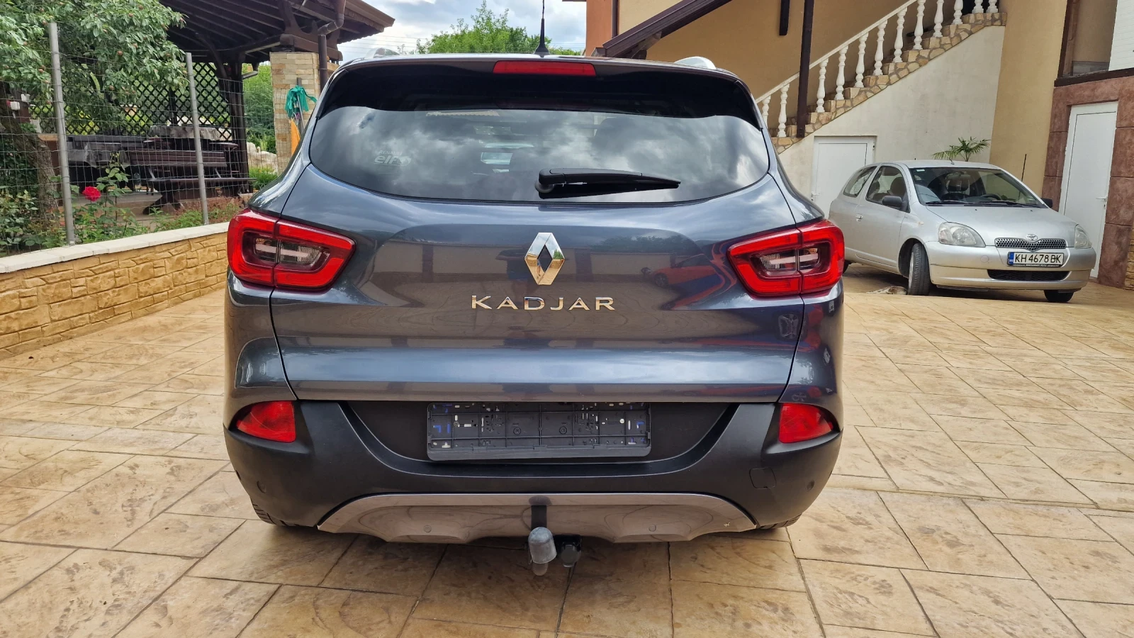 Renault Kadjar 1.2Tce-Energy intens, снимка 7 - Автомобили и джипове - 54747841