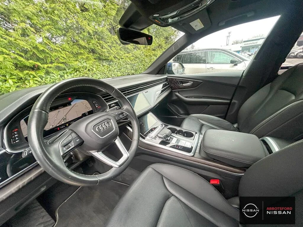 Audi Q8 55TFSI* MATRIX* S* LINE* ОБДУХВАНЕ* LANE* ASSIST* , снимка 9 - Автомобили и джипове - 54834905