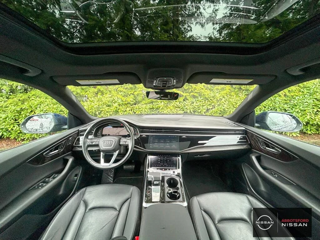 Audi Q8 55TFSI* MATRIX* S* LINE* ОБДУХВАНЕ* LANE* ASSIST* , снимка 10 - Автомобили и джипове - 54834905