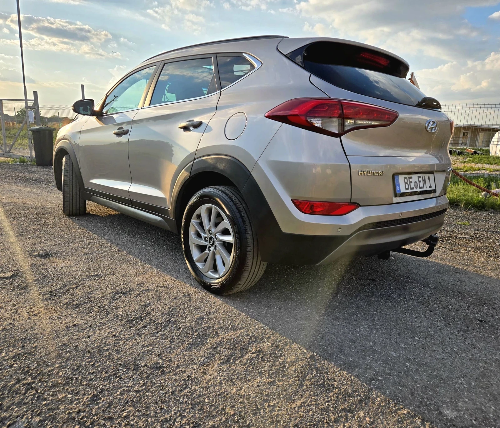 Hyundai Tucson 2.0 CRDI 136kc.4x4 PANORAMA, снимка 5 - Автомобили и джипове - 55052962