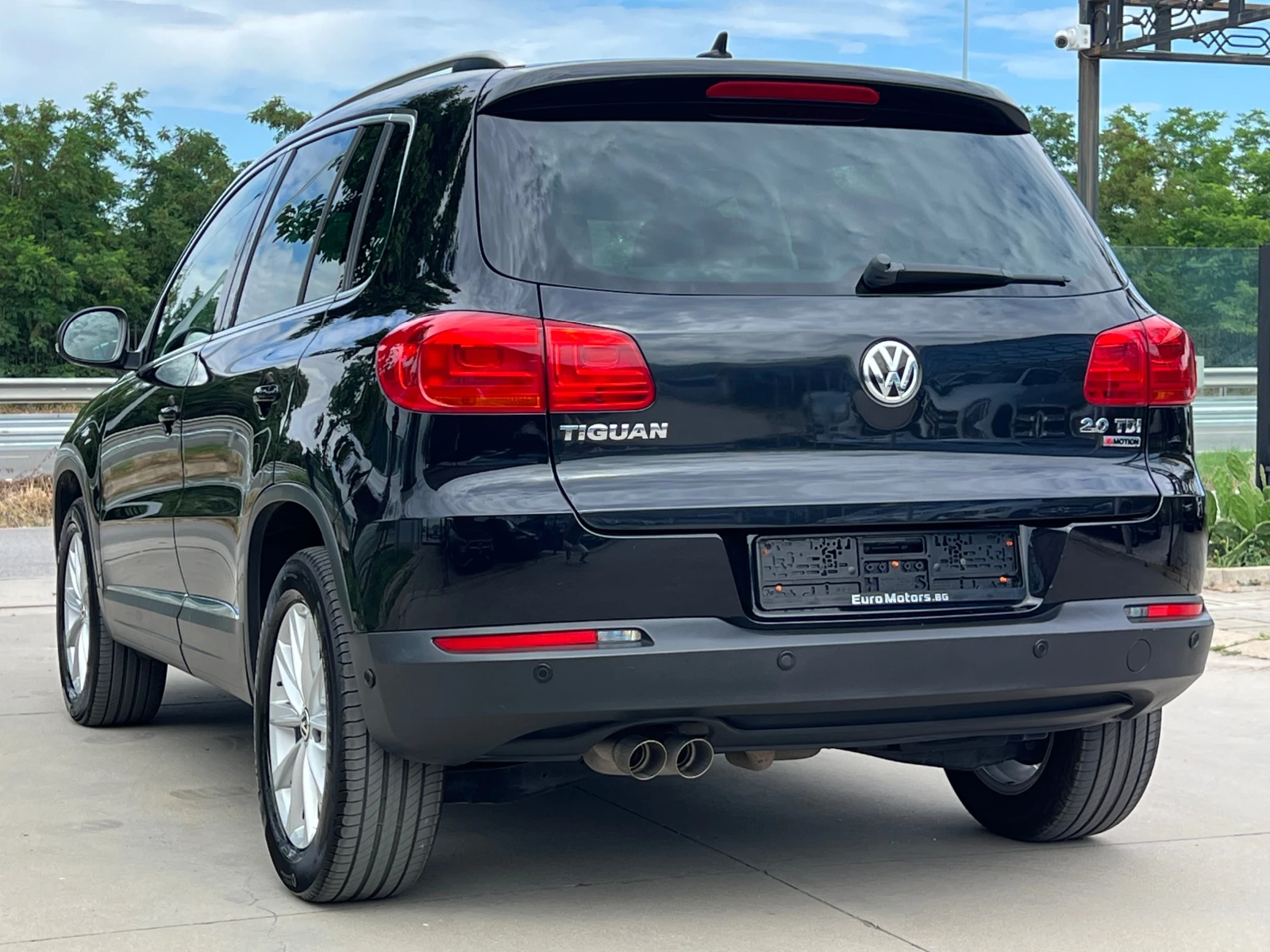 VW Tiguan 2.0TDI-150ps, 4-MOTION-ПЪЛНА СЕРВИЗНА ИСТОРИЯ!!!, снимка 6 - Автомобили и джипове - 55263787