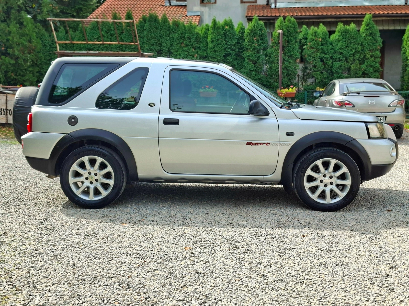 Land Rover Freelander 2.0TD4 4х4 КЛИМАТИК, снимка 4 - Автомобили и джипове - 56228663