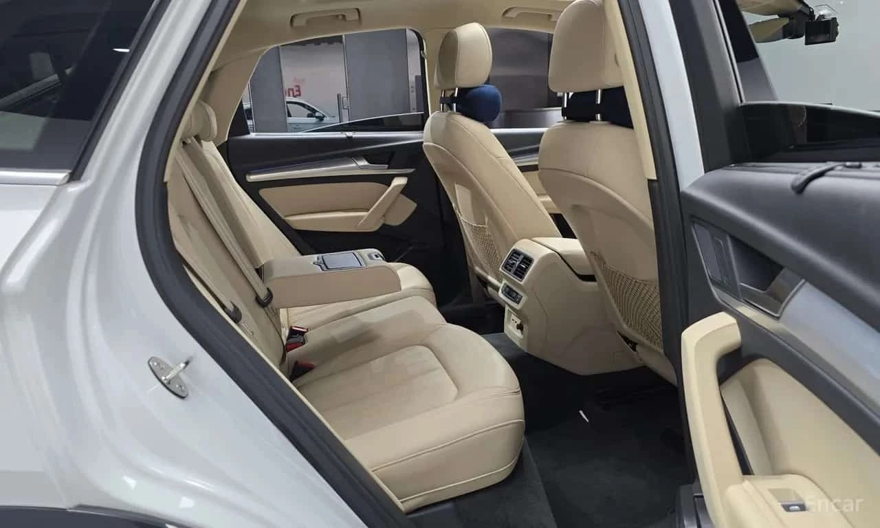 Audi Q5 * 40 TDI Quattro Sportback * , снимка 13 - Автомобили и джипове - 56271483
